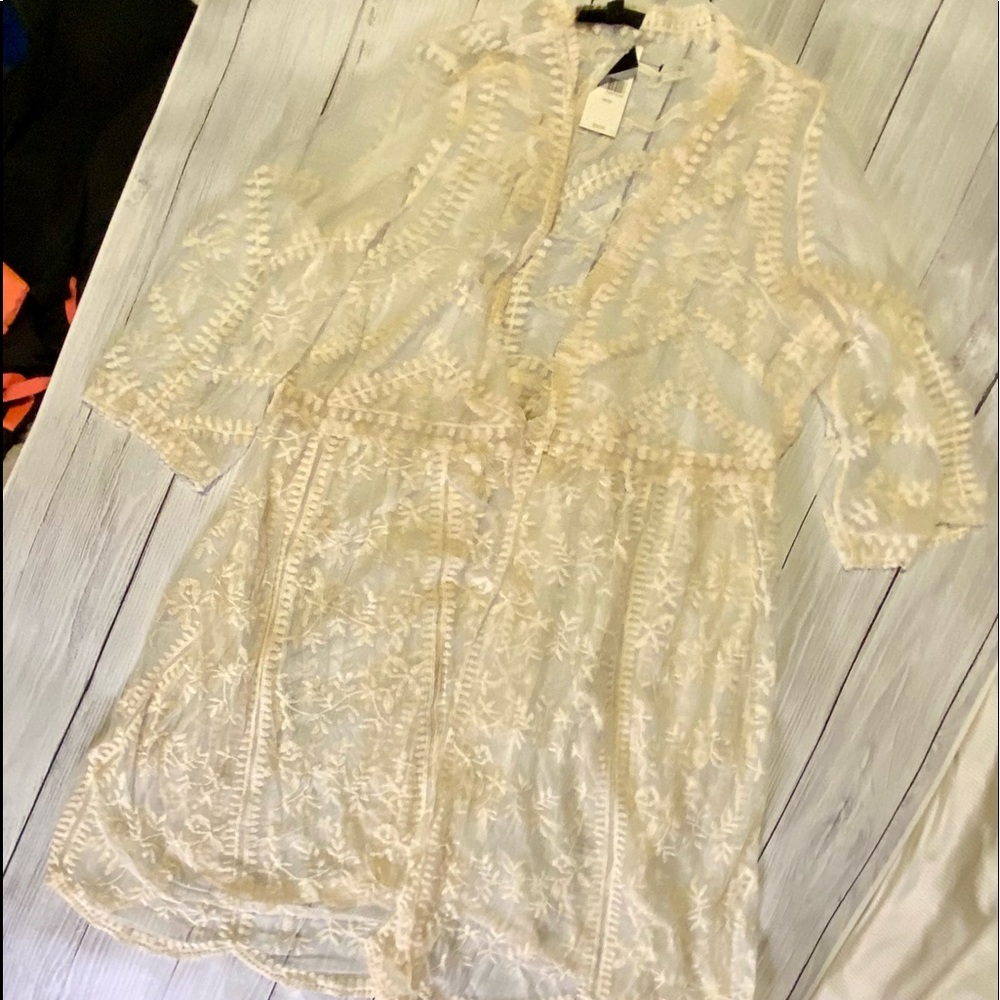 NWT Lane Bryant Ivory Lace Embroidered Duater Size 14/16
